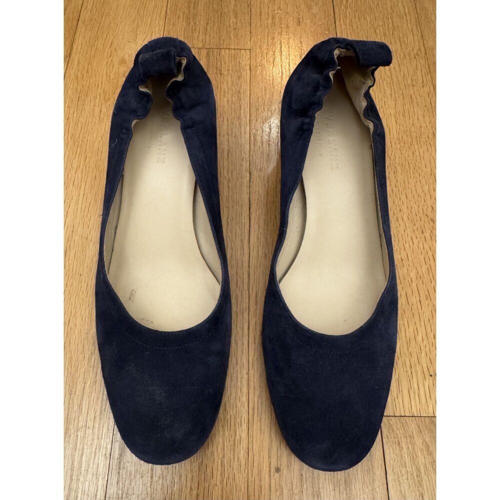 Everlane Classic Navy Suede Day Heel Pumps - Women size 9